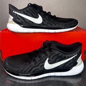 Nike Free 5.0 Men’s Running Gym CrossFit Training Shoes Black White - Size 11